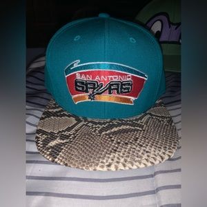 Vintage San Antonio Spurs Fiesta Snakeskin Snapback Mitchell & Ness